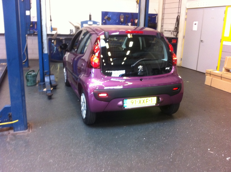http://www5.picturepush.com/photo/a/11452948/800/Anonymous/mijn-peugeot-107.jpg