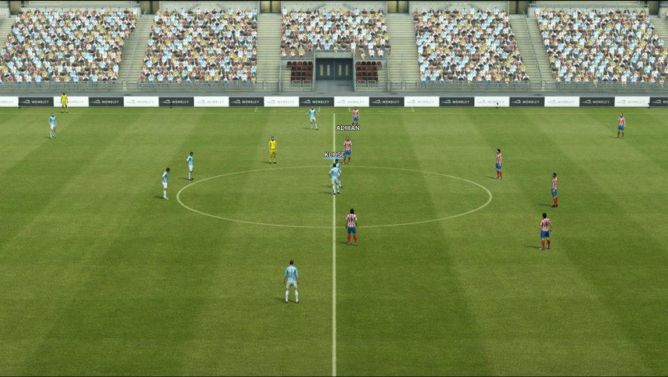 PES-2013-Pro-Evolution-Soccer-kick-off.jpg